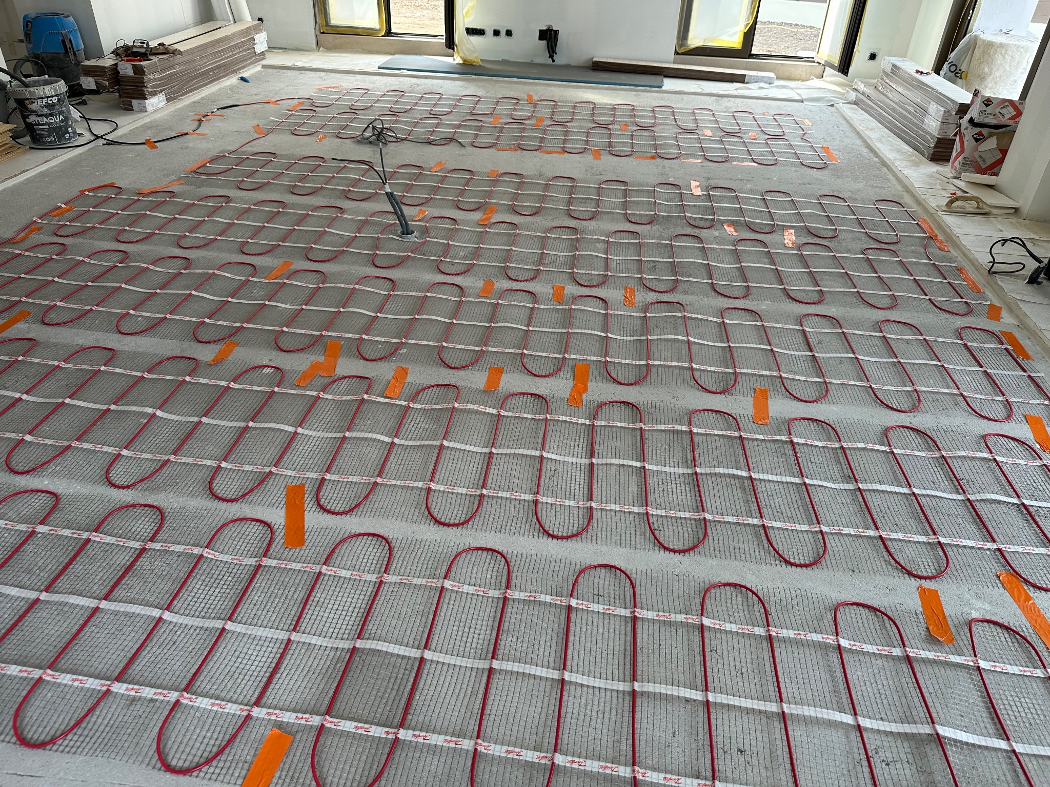 Plancher chauffant électrique